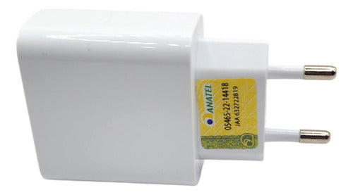 Carregador Rápido 5.1A com duas entradas USB e cabo Tipo C de 1m